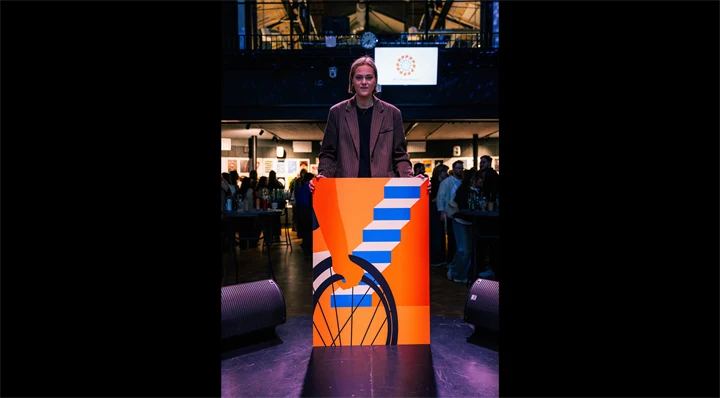 Lovisa Fock från Medieinstitutet Stockholm med bidraget "Dolda hinder".