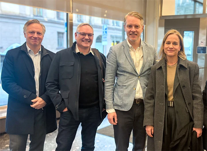 Allan Åberg, Paues Åberg Communications, Erik Mauritzon, Åtta45, statssekreterare Lars Hjälmered, Eva Glückman och Jakob Steinstö, Grafiska Företagen.