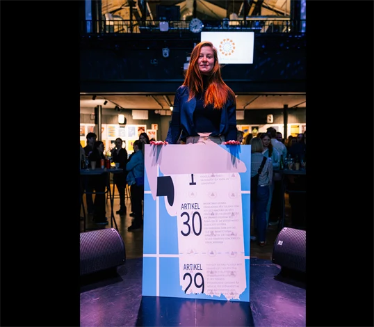 Charlotte Aste från Stockholms universitet med bidraget "Vi skiter i".